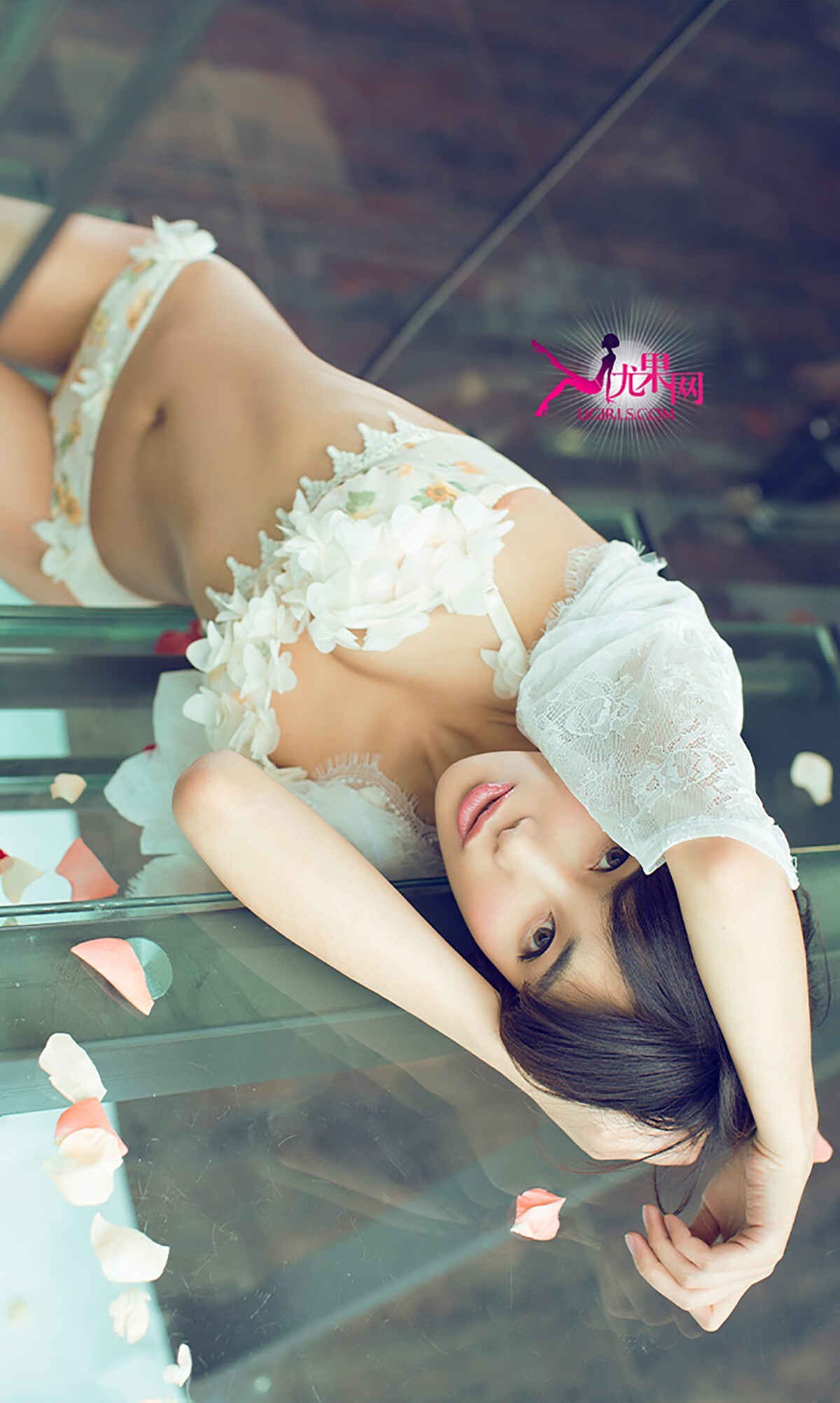 [ugirls] aiyouwu 2015 No.004 little fresh sexy Zhang Ziyuan